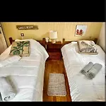 Ionian Lefkada Sunset House Flymerachi40m Σπίτι διακοπών Εξάνθεια