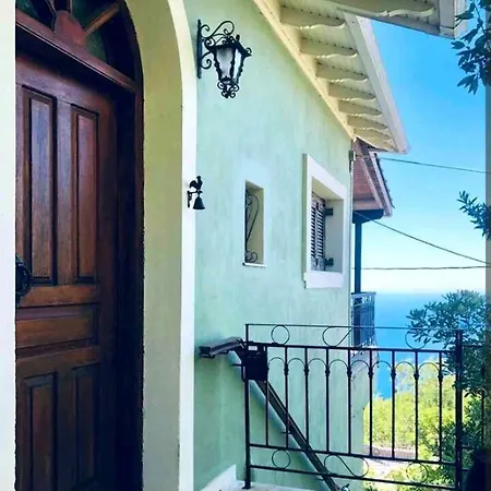 Ionian Lefkada Sunset House Flymerachi40m Σπίτι διακοπών